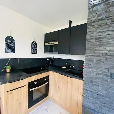 Aux Accents Maritime Et Jardin 200m De La Apartmán Merville-Franceville-Plage