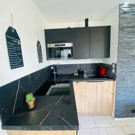 Aux Accents Maritime Et Jardin 200m De La Merville-Franceville-Plage