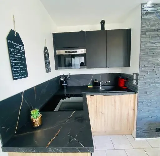 Aux Accents Maritime Et Jardin 200m De La Merville-Franceville-Plage